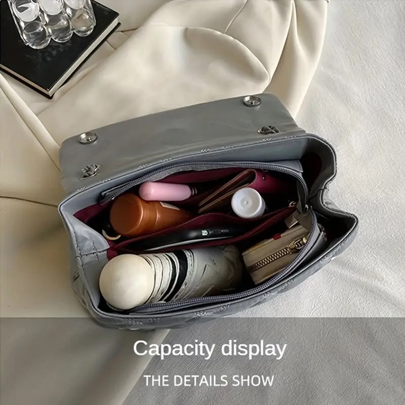 clutch handbag compartments